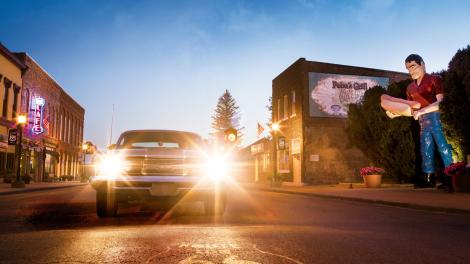 Driving Route 66 through the heart of Atlanta, Illinois