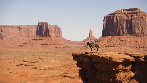 Horseback riding in San Juan, Utah Horseback riding in San Juan, Utah