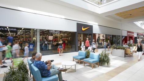 Browse over 130 designer shops Browse over 130 designer shops
