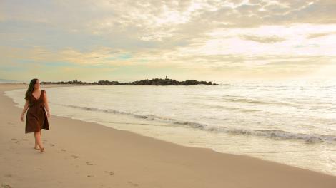 Walking along Los Angeles’ coastline in California
