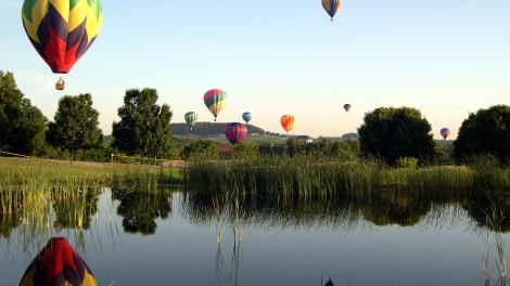 Hot air balloon adventures in Galena, Illinois