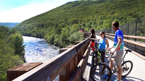 Cycling trails offer excellent access to beautiful scenery