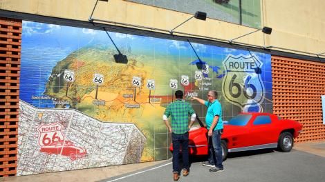 Checking out a Route 66-themed mural in Joplin, Missouri