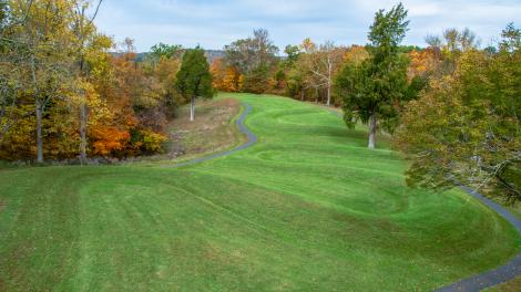 The Great Serpent Mound The Great Serpent Mound