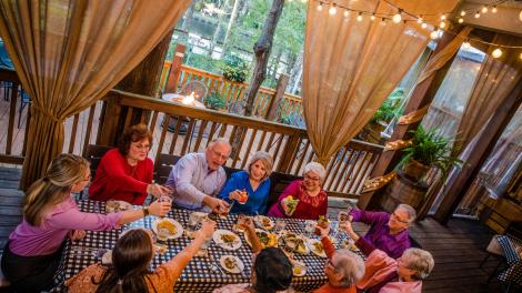 Dining on the patio at Palmettos on the Bayou in Slidell, Louisiana