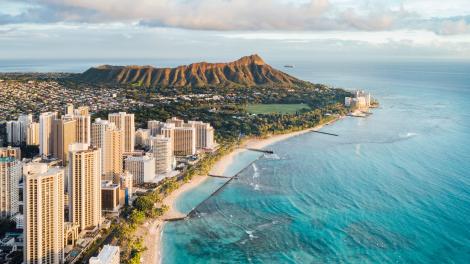 Aerial view of Honolulu and Waikīkī Beach Aerial view of Honolulu and Waikīkī Beach
