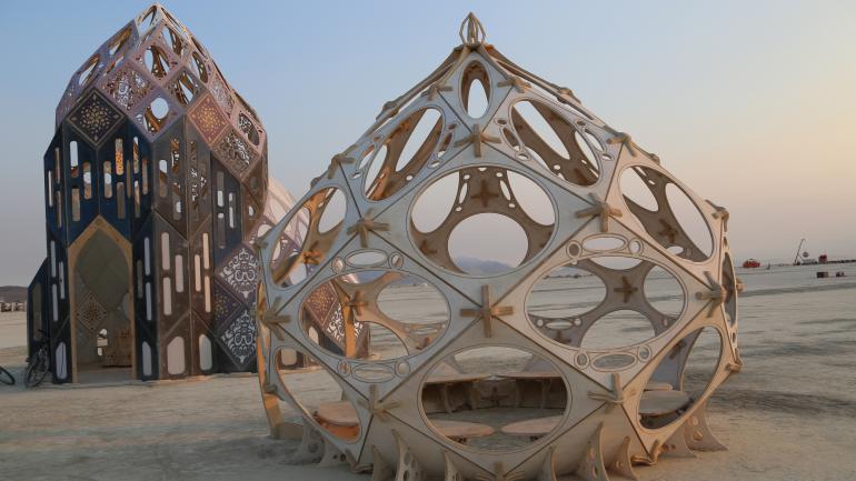 為火人節所創作的雕塑