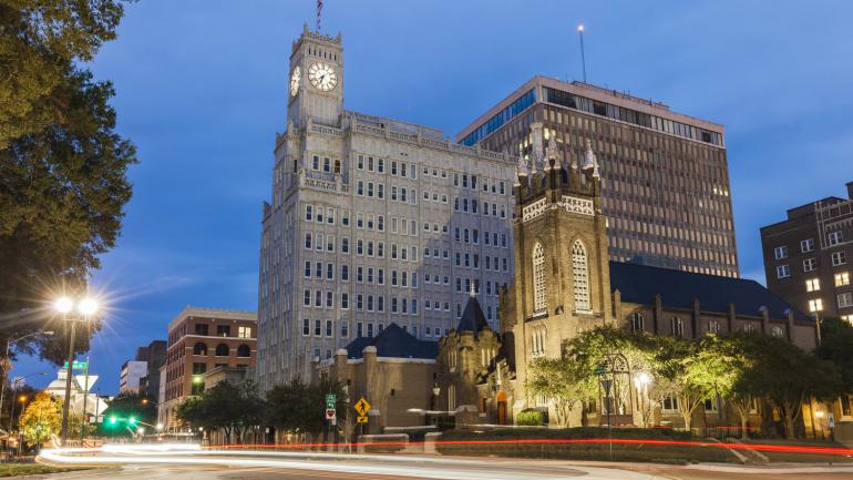 密西西比州傑克遜暮光下的建築