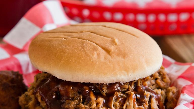 經典手撕豬肉三明治 經典手撕豬肉三明治