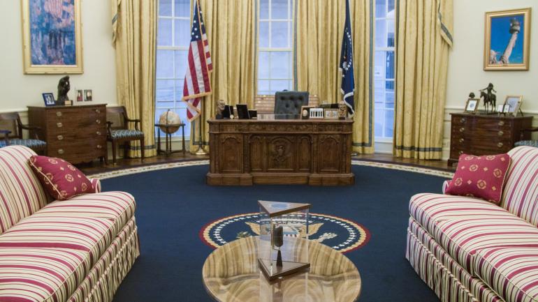 位於柯林頓總統中心和公園的橢圓辦公室複製品