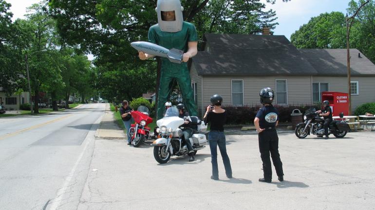 經典的双子座巨人 - 高 9 公尺的玻璃纖維雕像 經典的双子座巨人 - 高 9 公尺的玻璃纖維雕像