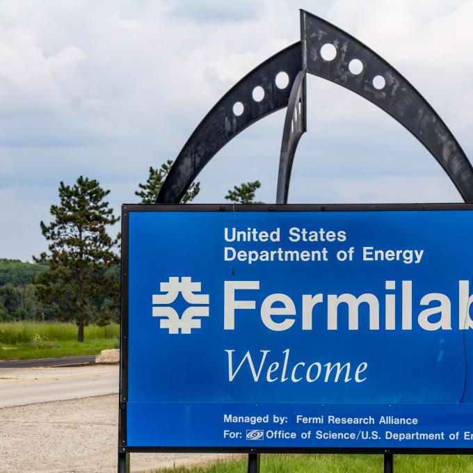 伊利諾州杜佩奇郡的費米實驗室
