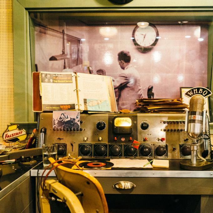 孟菲斯太陽錄音室中的廣播展示