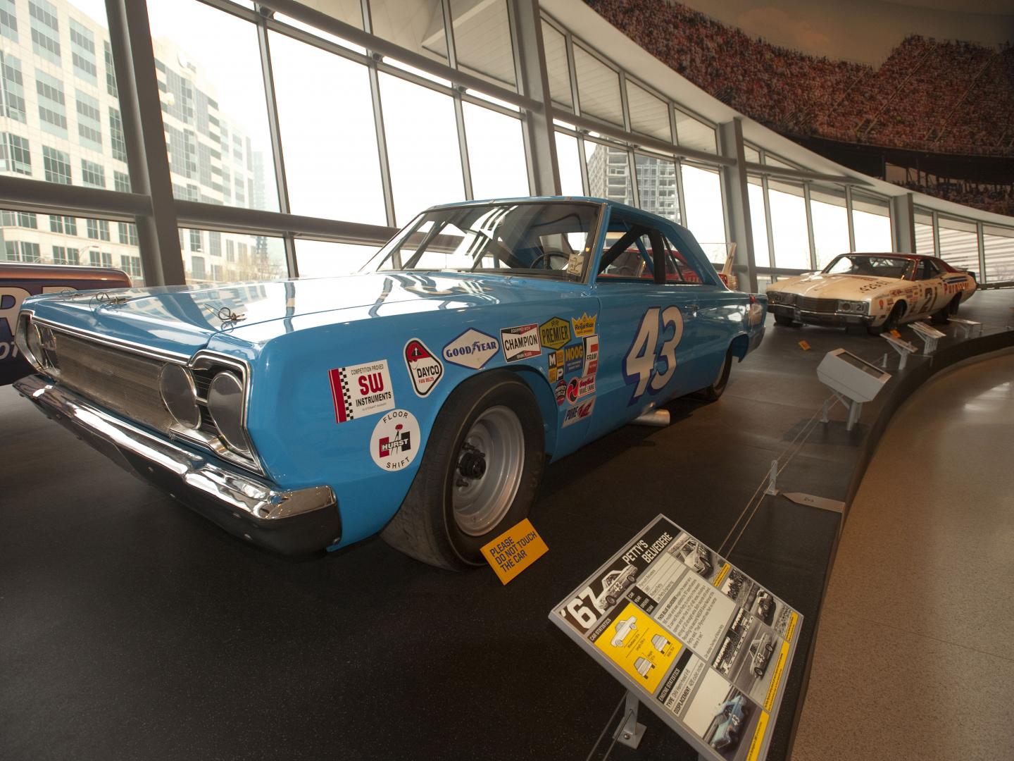 夏洛特的納斯卡賽車名人堂內部