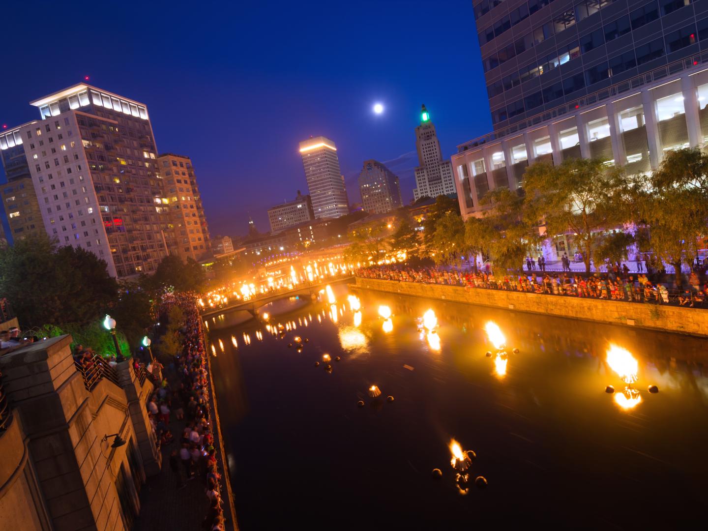 普洛威頓斯的火之雕塑裝置 -「水火」