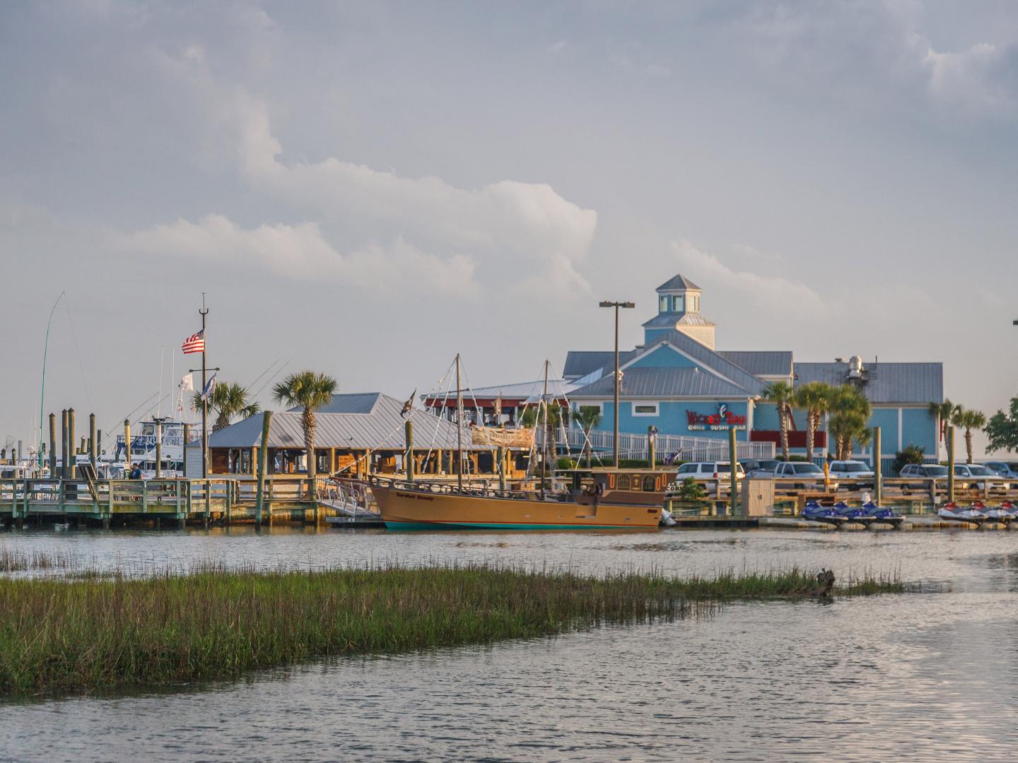 默雷爾港海濱步道的景觀 默雷爾港海濱步道的景觀