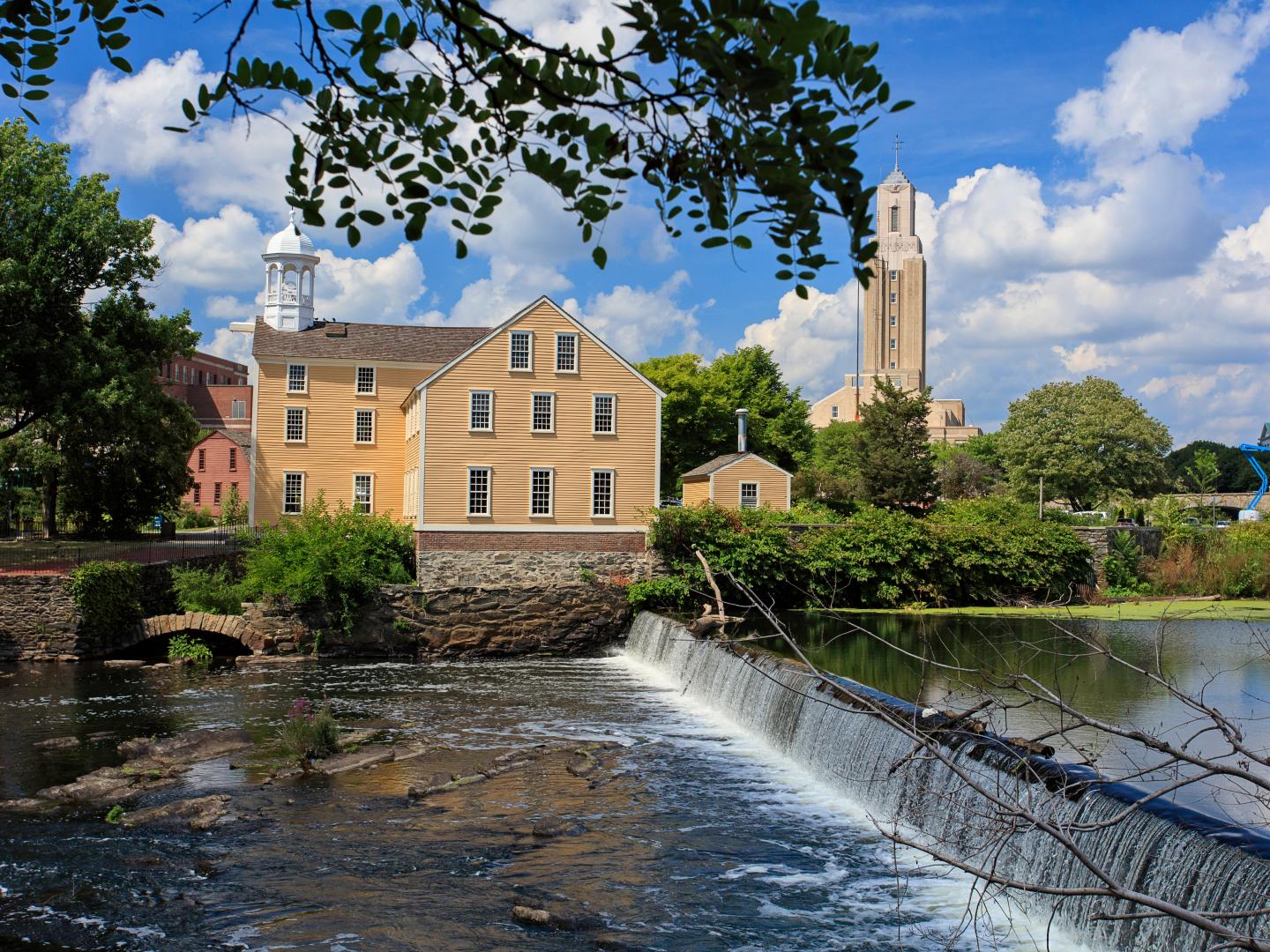 羅德島州的國家歷史名勝史拉德紡織廠