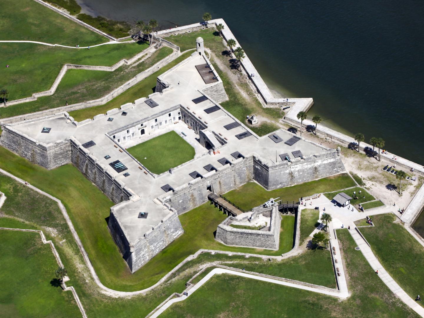鳥瞰佛羅里達州聖奧古斯汀的聖馬科斯堡國家紀念碑