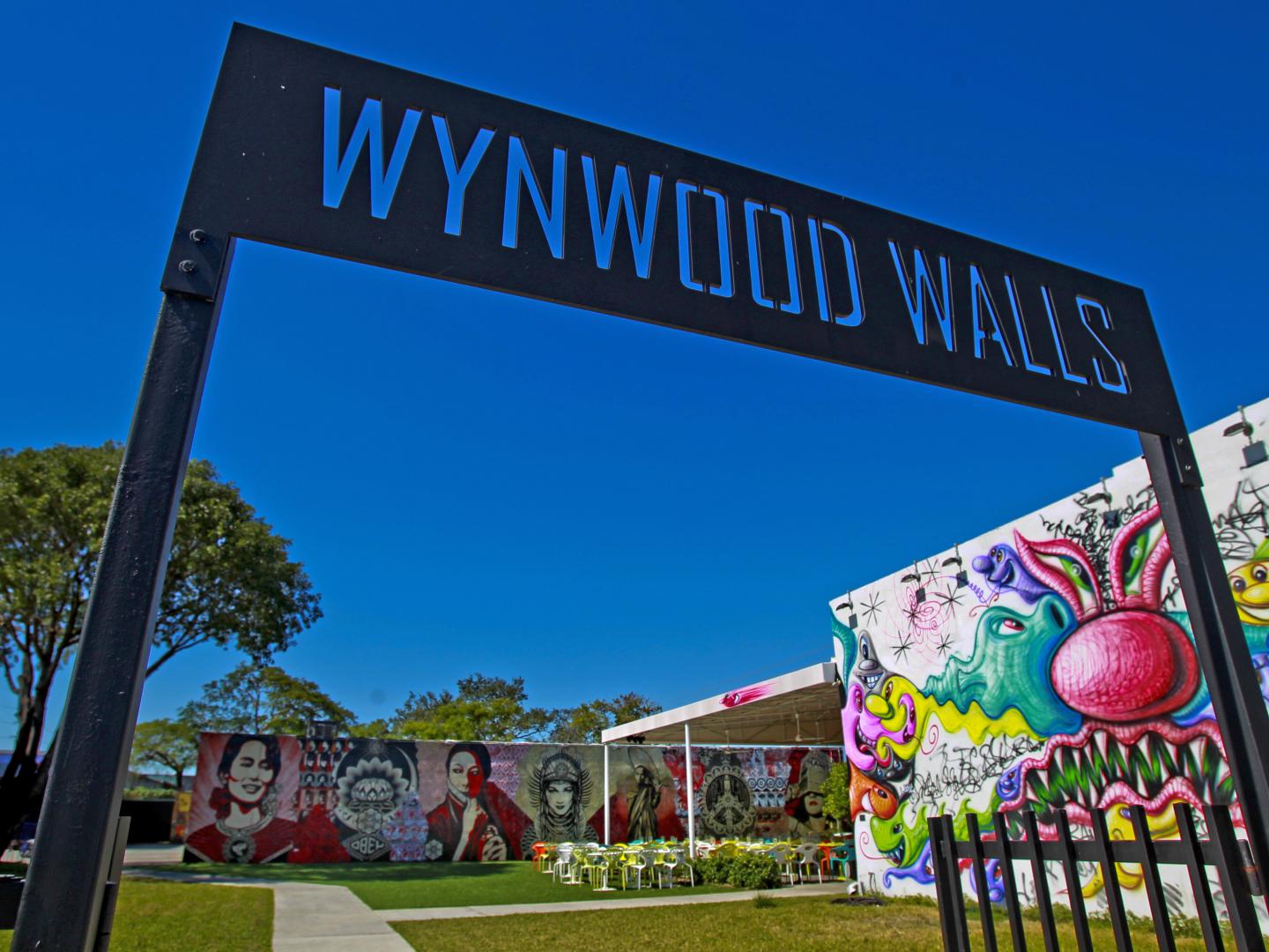 佛羅里達州邁阿密的懷恩伍德牆公共藝術區入口