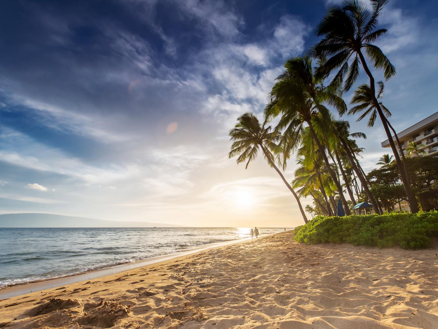 Walking along Kaanapali Beach in Maui, Hawaii