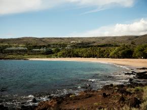 在威基基海邊體驗立式划槳探險