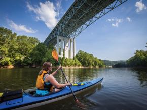 釀酒廠區的露天美食