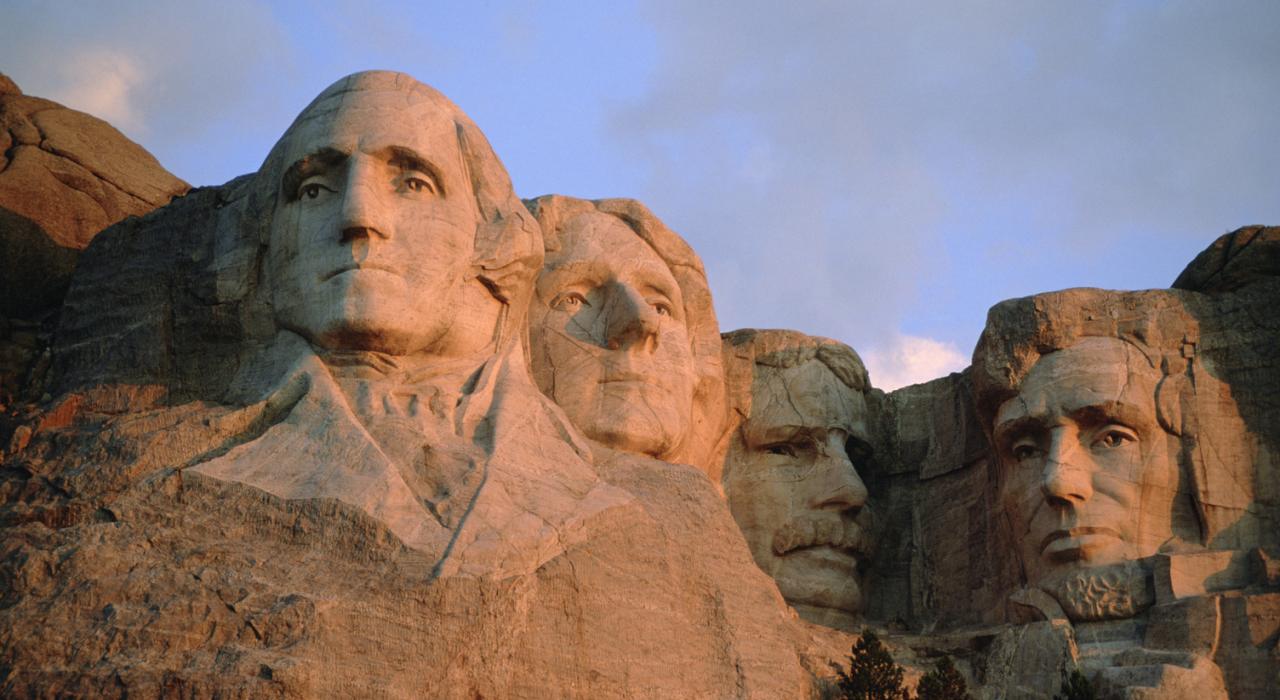 拉什莫爾山