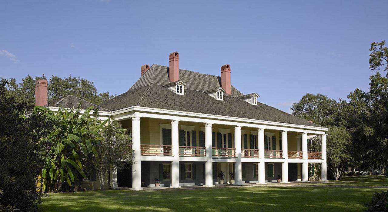 德斯川莊園 (Destrehan Plantation),位於路易斯安那州紐奧良的種植園區 (Plantation Country) 德斯川莊園 (Destrehan Plantation),位於路易斯安那州紐奧良的種植園區 (Plantation Country)