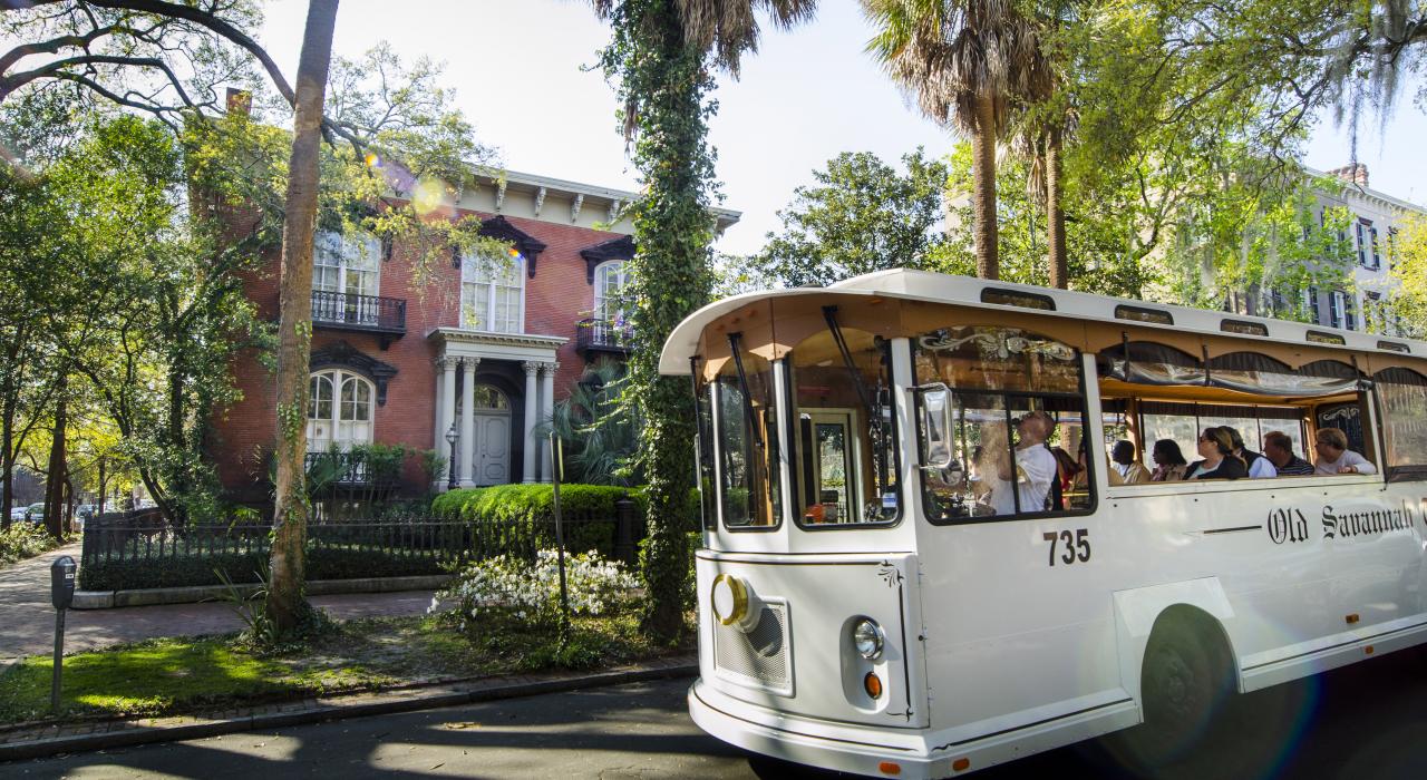 Trolley tour of the downtown Historic District Trolley tour of the downtown Historic District
