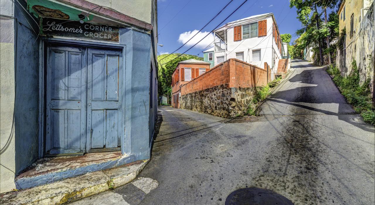 夏洛特阿馬利亞古老市中心的 200 年建築