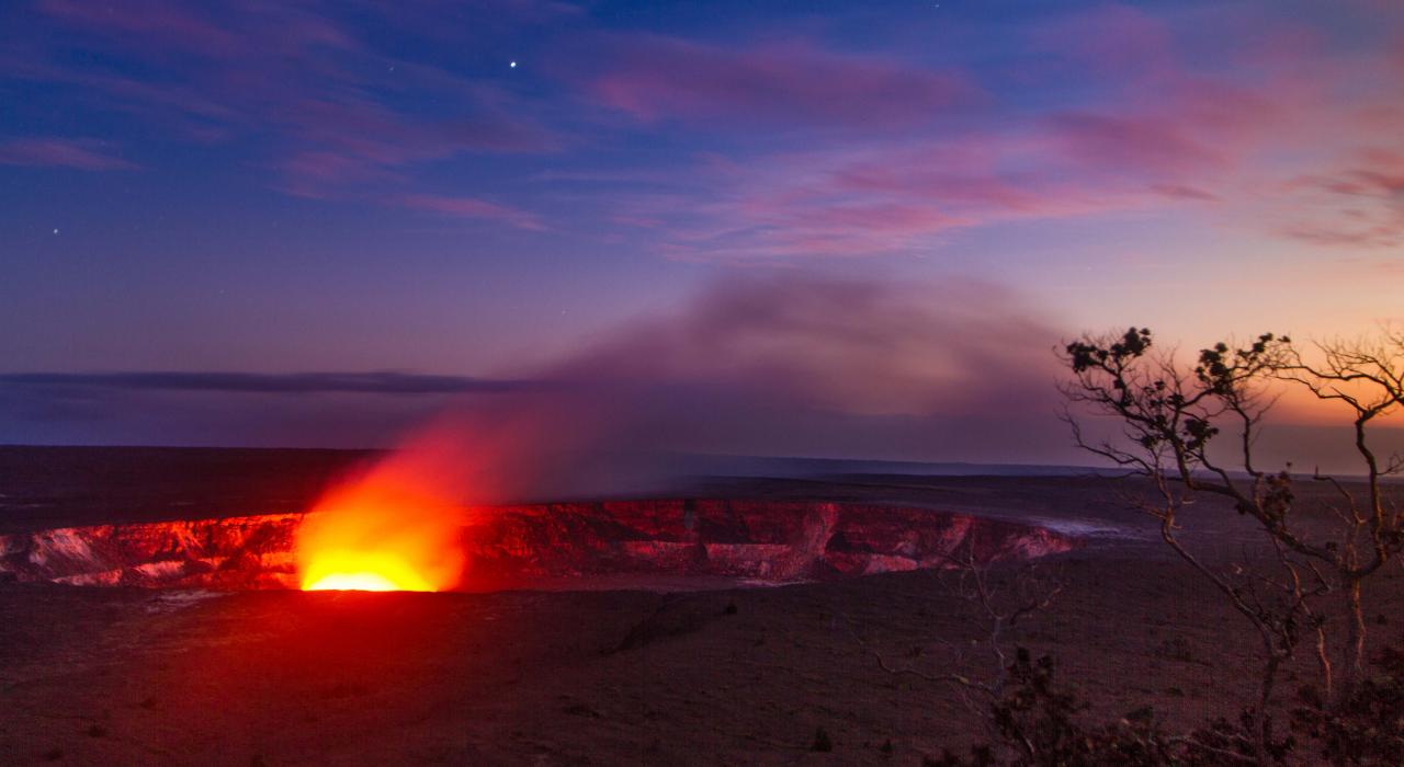 基拉韋亞破火山口永不止息的烈焰