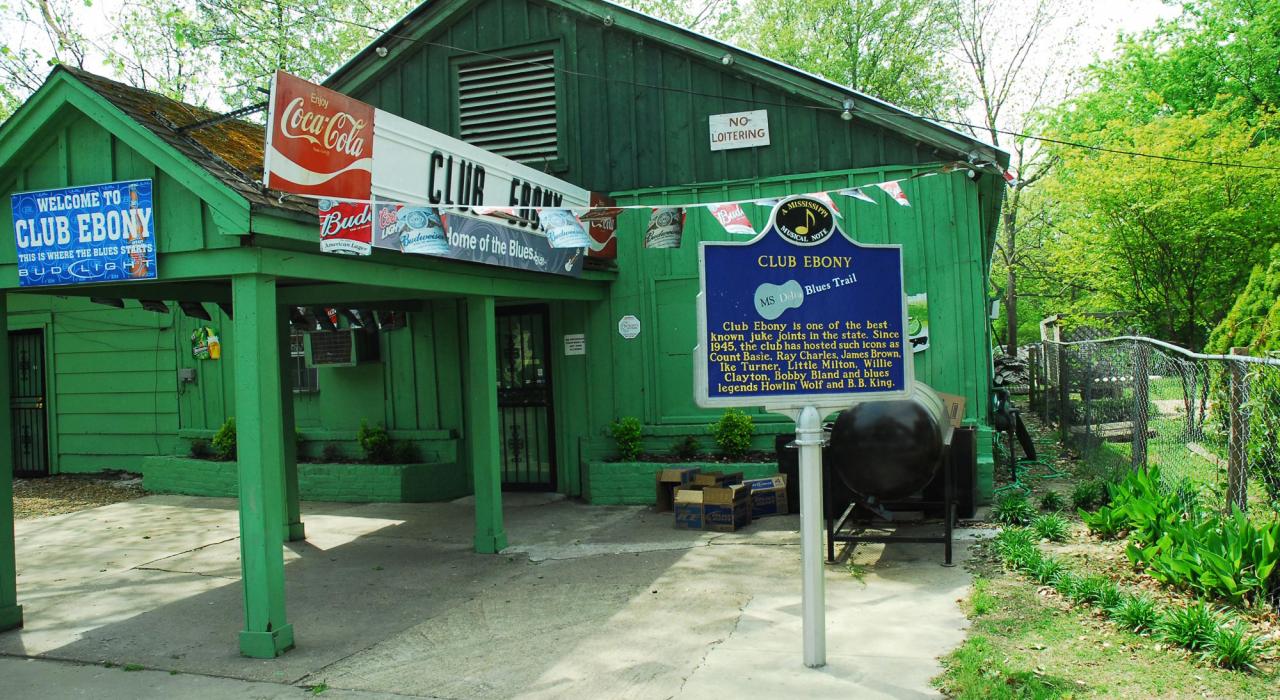 1948 年創立的烏木俱樂部為密西西比州印第安諾拉造就無數樂壇明星