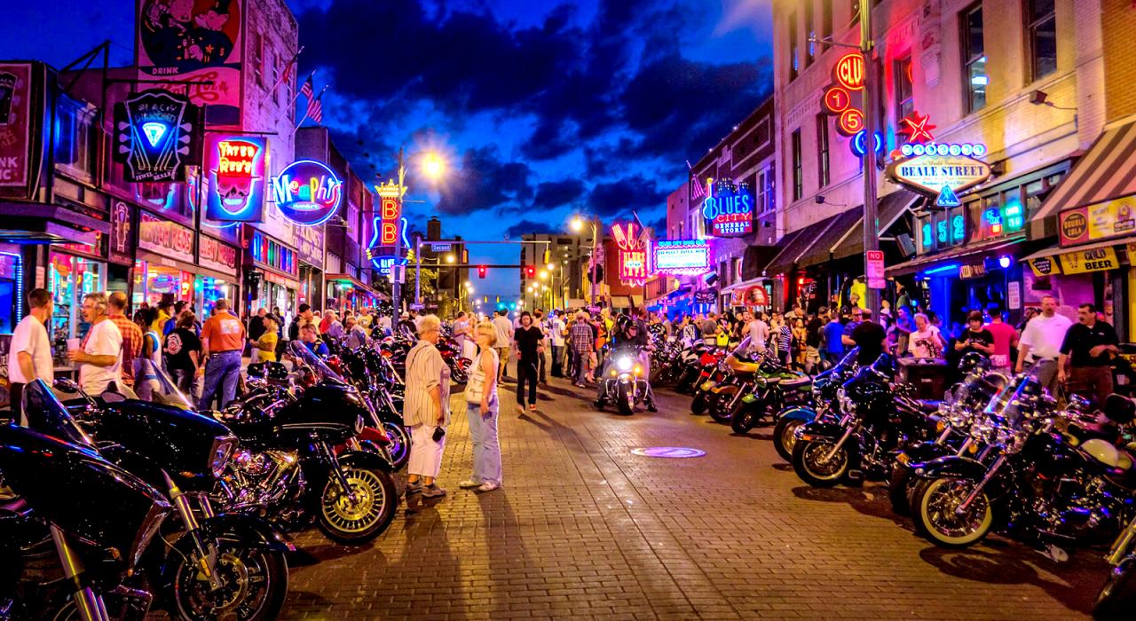 田納西州孟菲斯熱鬧非凡的比爾街