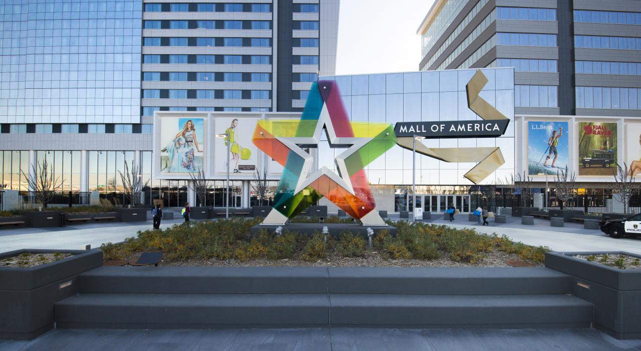 位於布魯明頓的美國商城有「城中之城」美稱