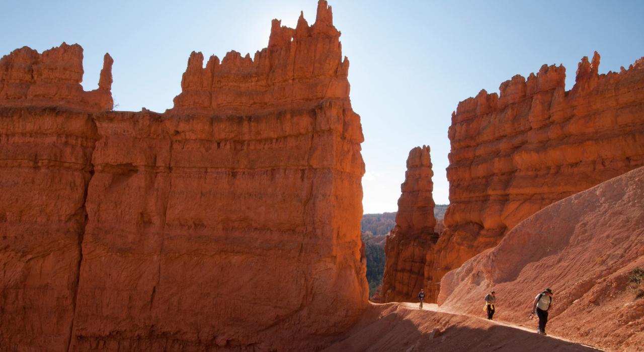 Hiking in the sprawling Bryce Canyon National Park