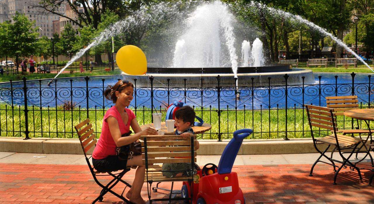 在富蘭克林廣場享受午後陽光