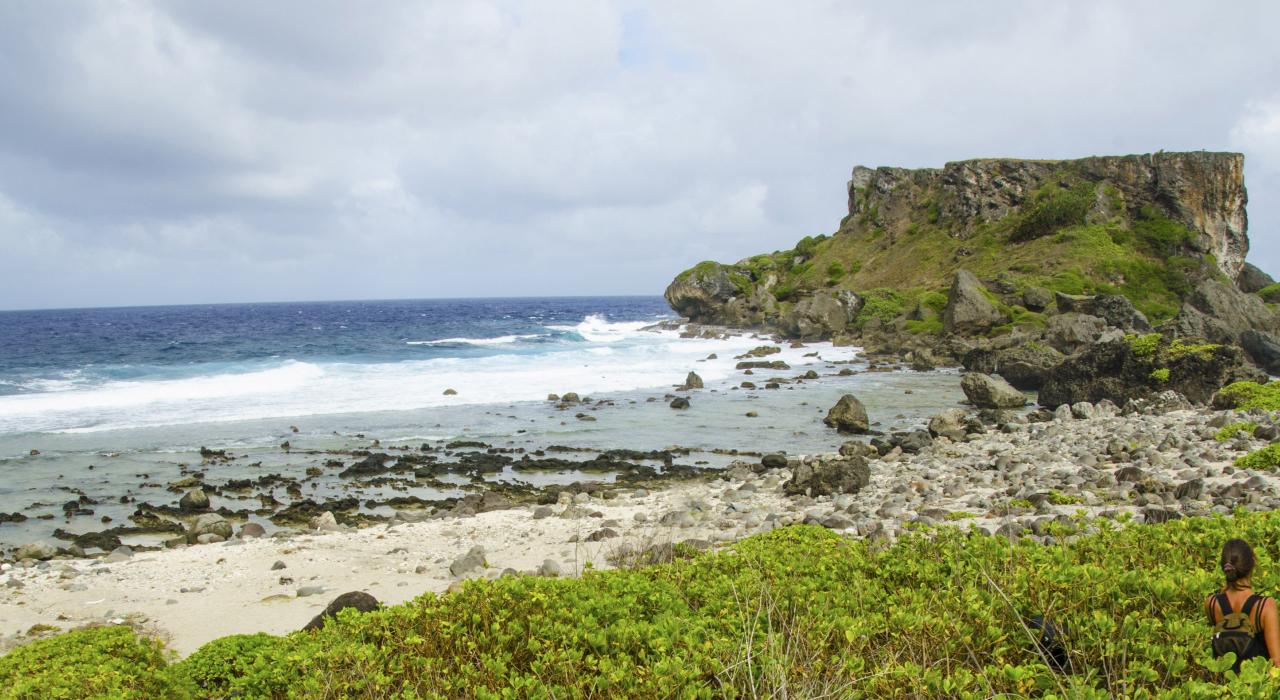 沿著小徑，前往偏遠僻靜的禁斷島