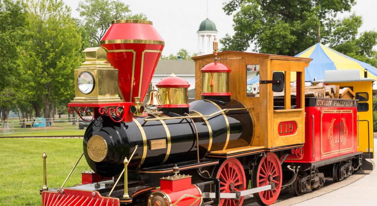 Riding the train through Bay Beach Amusement Park Riding the train through Bay Beach Amusement Park