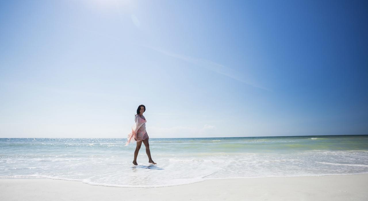 潔白沙灘相伴的衝浪樂園