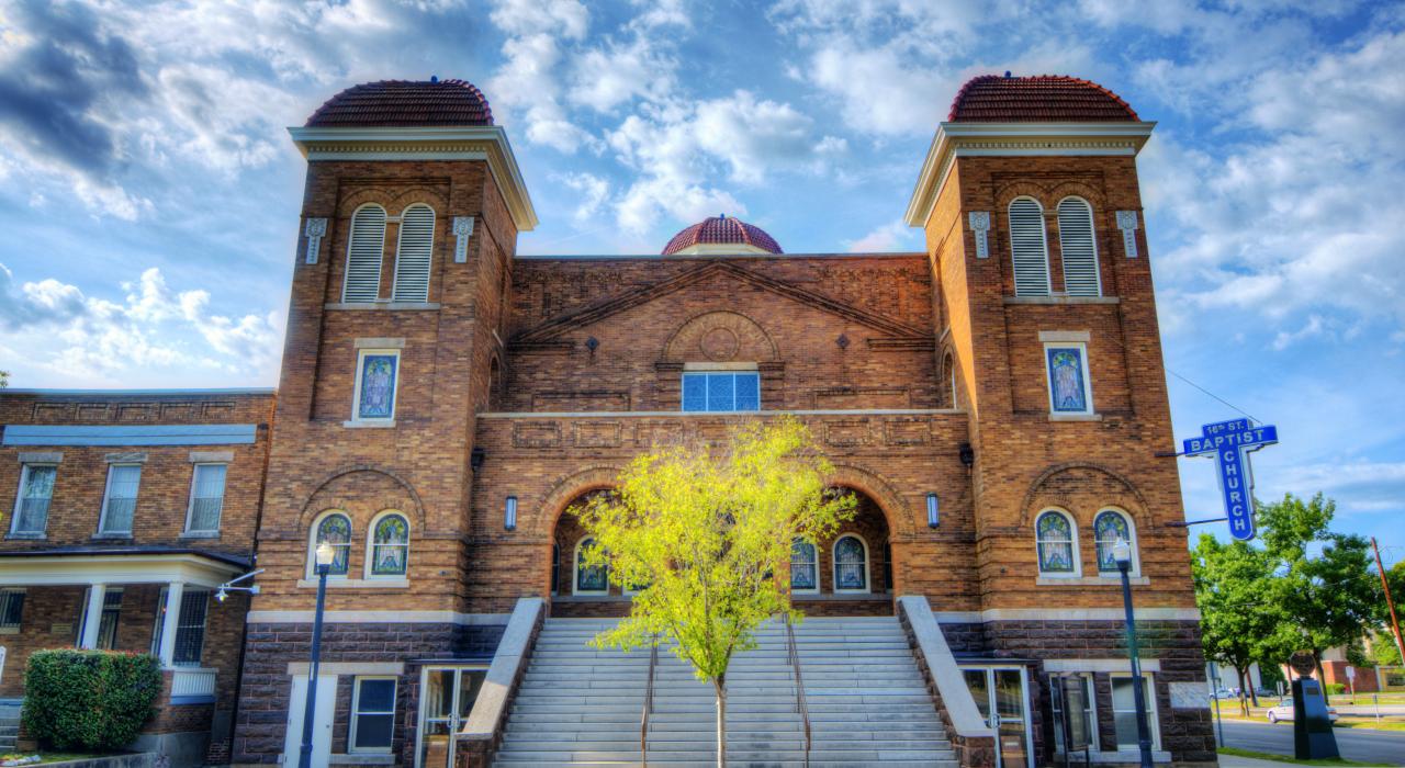 阿拉巴馬州伯明罕第十六街浸信會教堂的入口