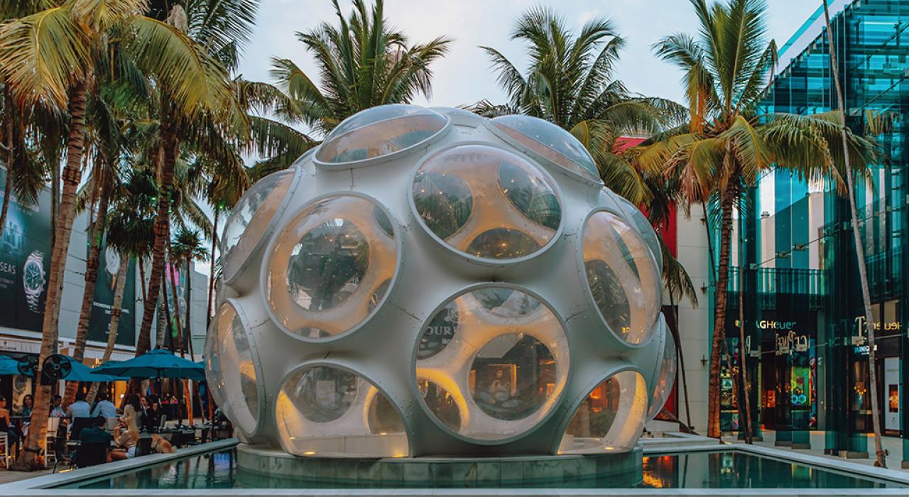 設計街區的高檔購物、藝術與文化