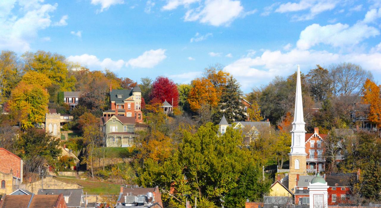 Neighborhoods filled with charm and historic houses