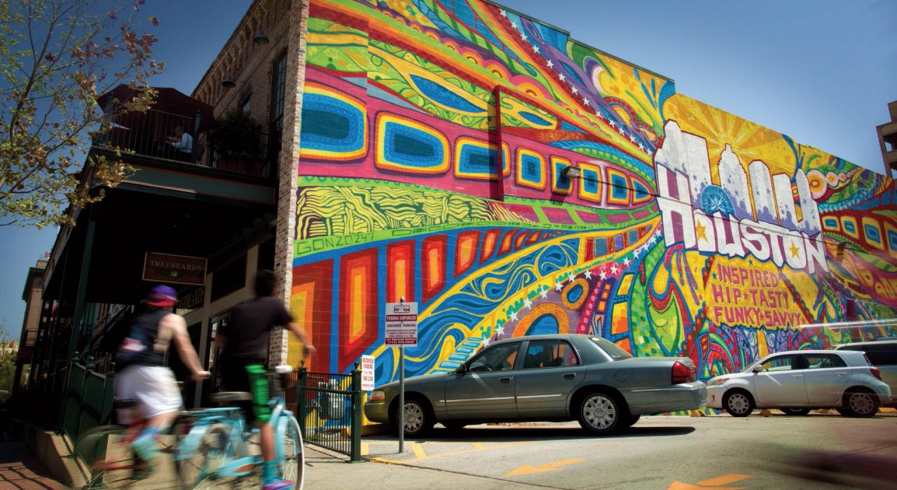 塗鴉藝術家 Gonzo247 在集市廣場公園創作的壁畫