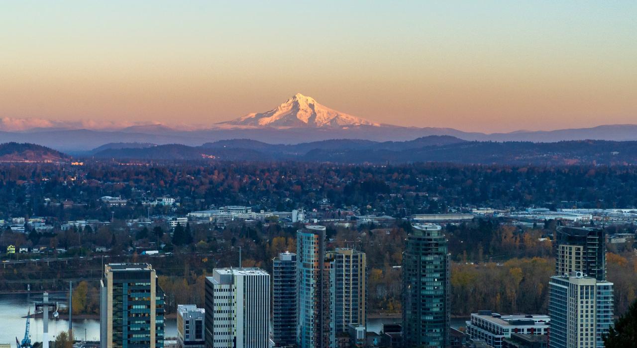 Mount Hood overlooks the city Mount Hood overlooks the city