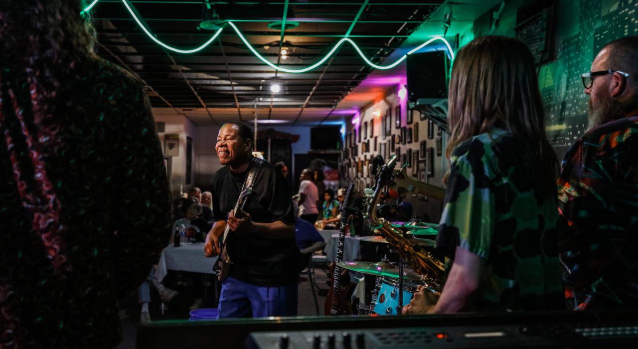 Unwind with live music at Tee Dee's Jazz Lounge