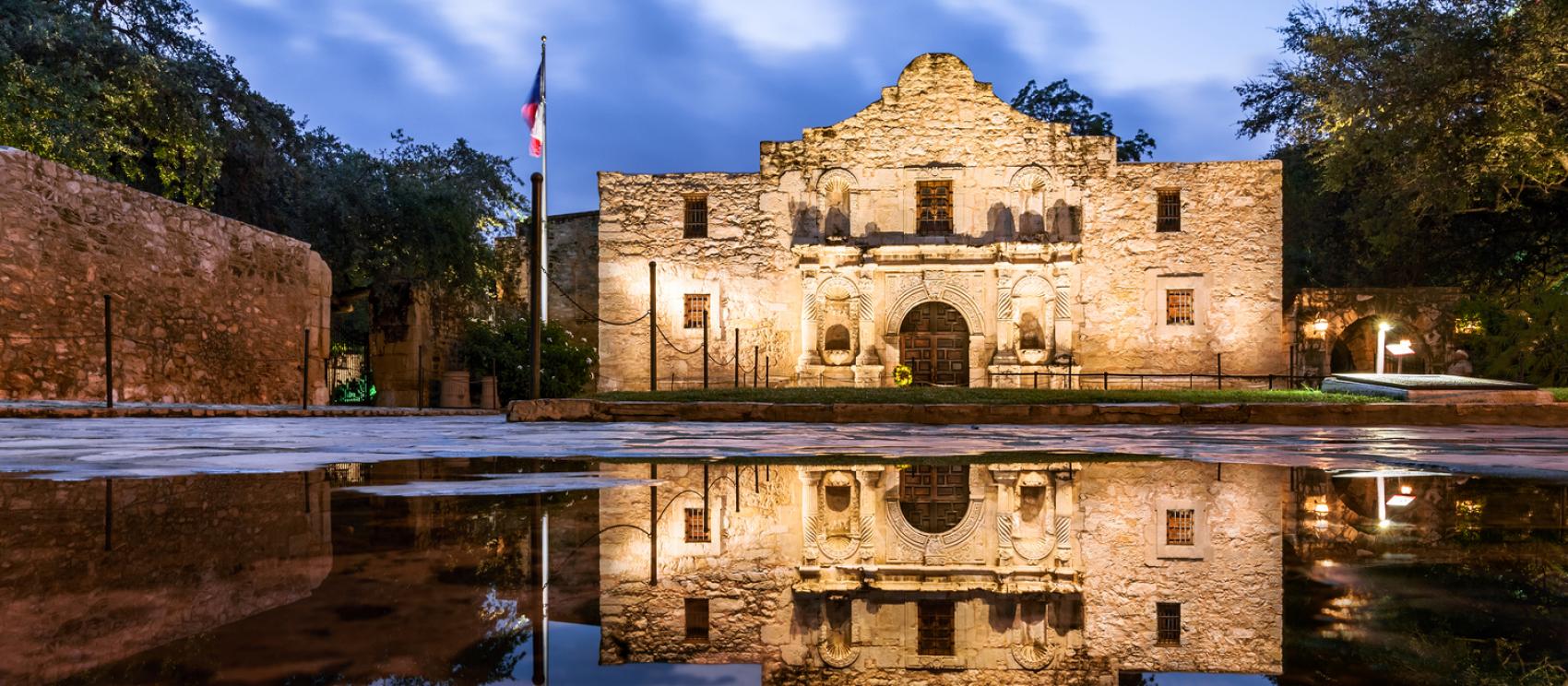 聖安東尼奧的阿拉莫黃昏景色