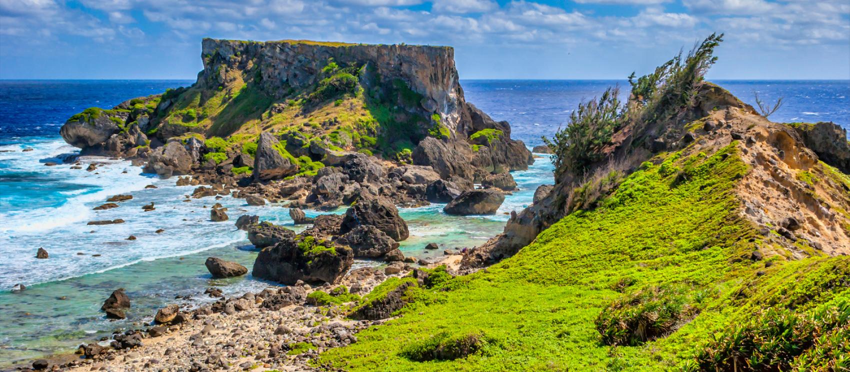 通往塞班島禁斷島的崎嶇地形 通往塞班島禁斷島的崎嶇地形
