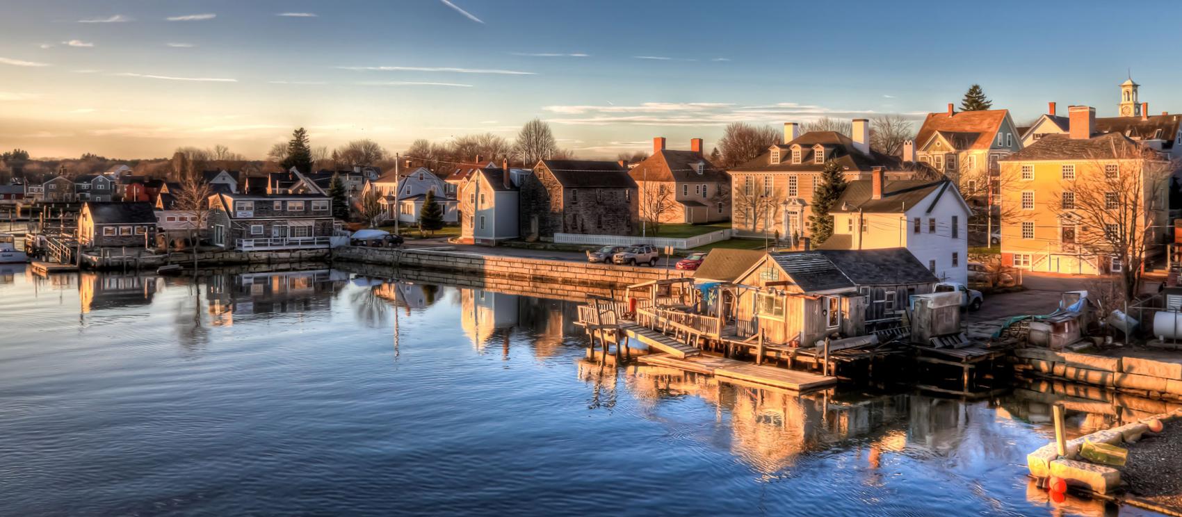 樸茨茅斯水濱的日出美景