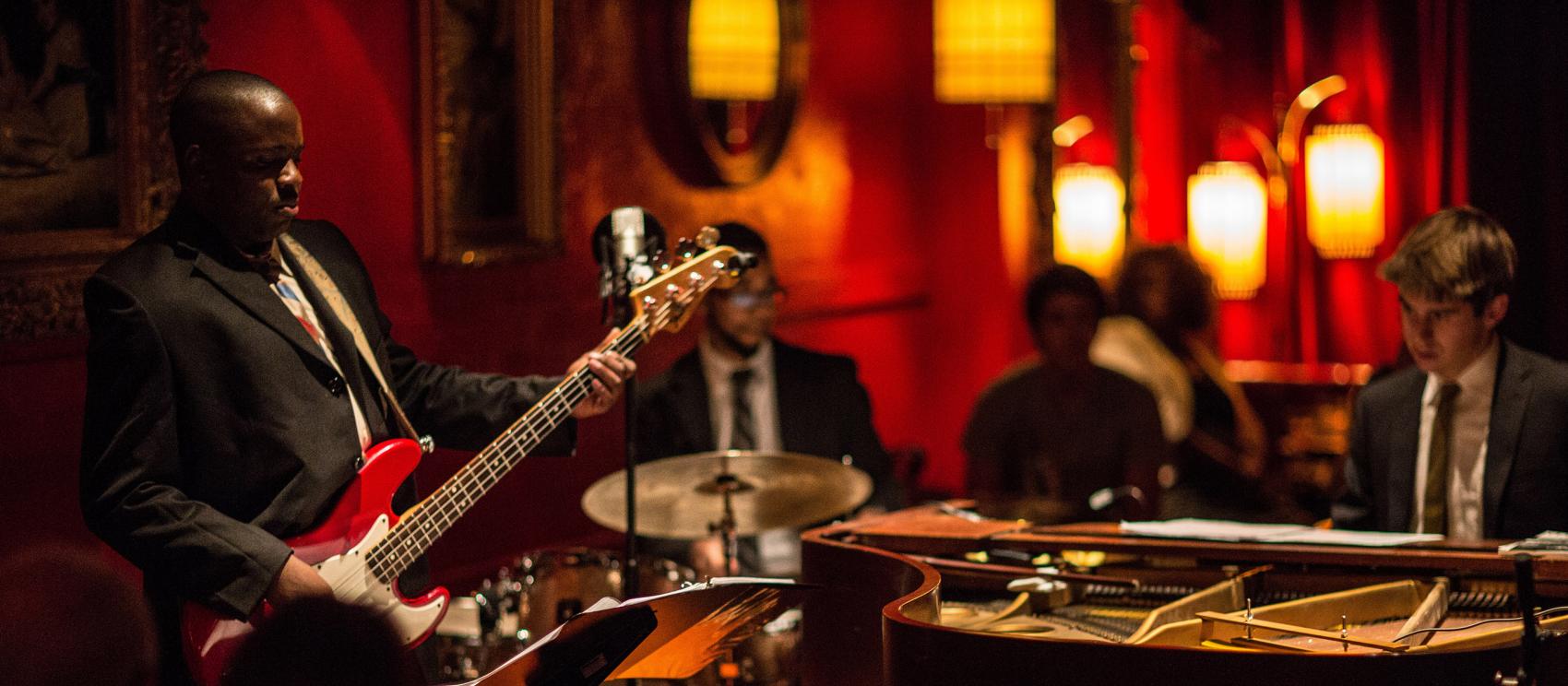 堪薩斯城的綠色淑女酒吧現場爵士表演