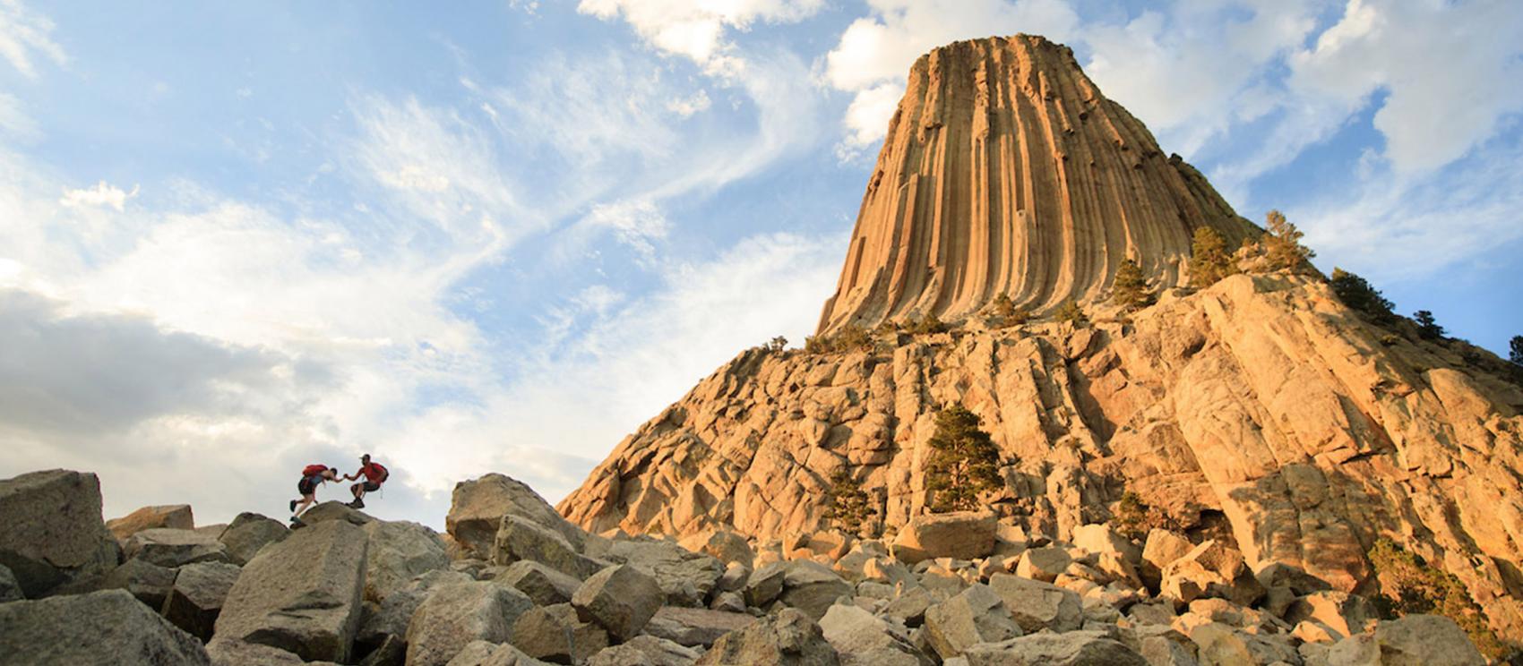 1906 年設為美國第一座國家紀念區的魔鬼塔巨岩